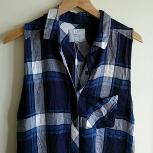 A great sleeveless top by Rails, size L NW